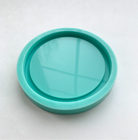 Plain circle coaster with a lip mold